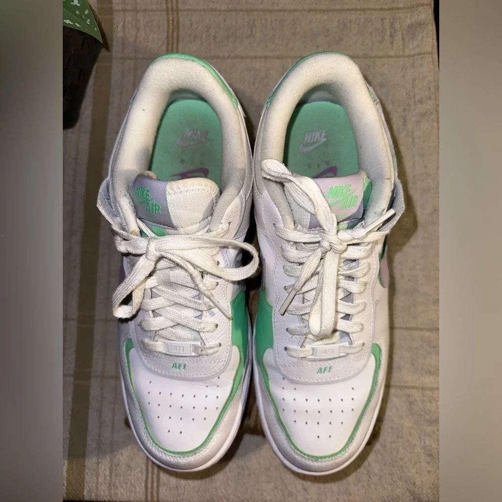 Nike Women's Air Force 1 Shadow 'Infinite Lilac' - Size 12